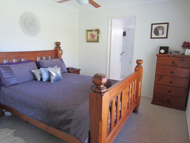 22 Kummara Rd, Edens Landing QLD 4207