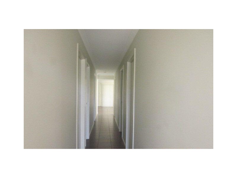 13 Cold Stream Way, Holmview QLD 4207