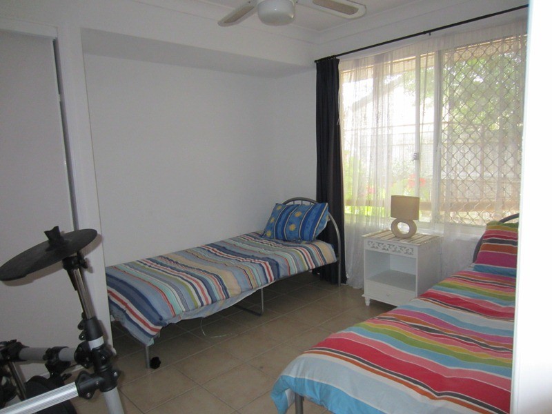 90 Castile Cres, Edens Landing QLD 4207