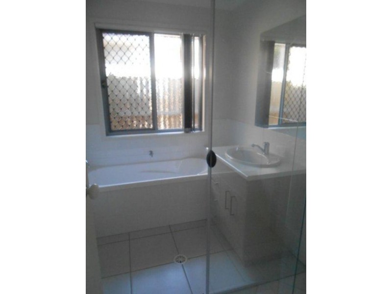 9 Nova St, Waterford QLD 4133