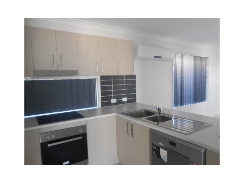 9 Nova St, Waterford QLD 4133