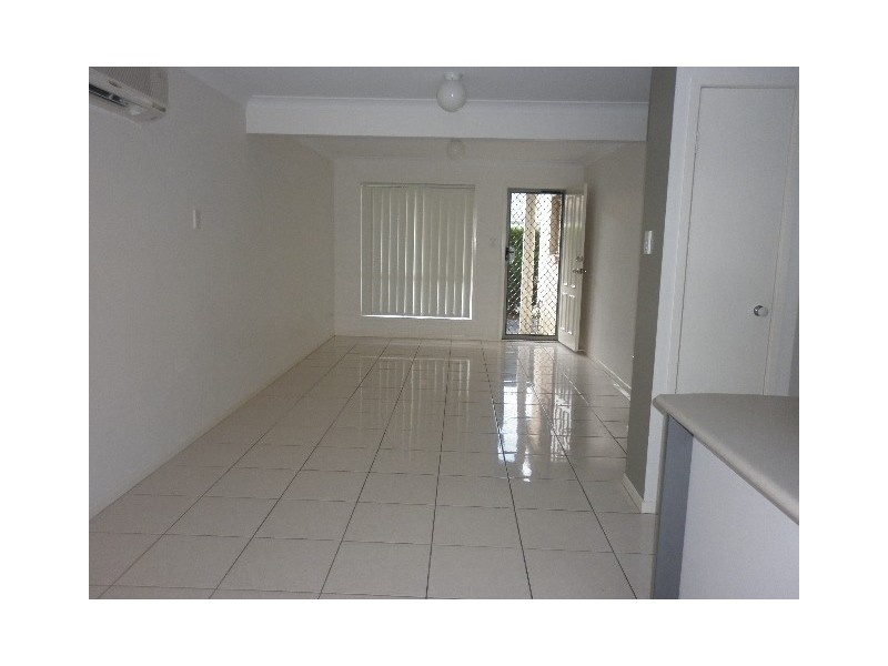 61/175 Fryar Rd, Eagleby QLD 4207