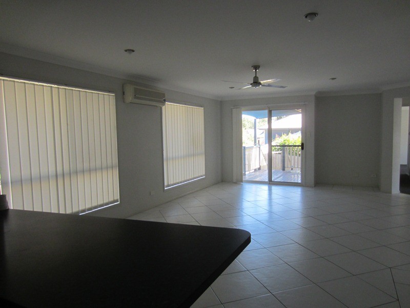 51 Mossman Pde, Waterford QLD 4133