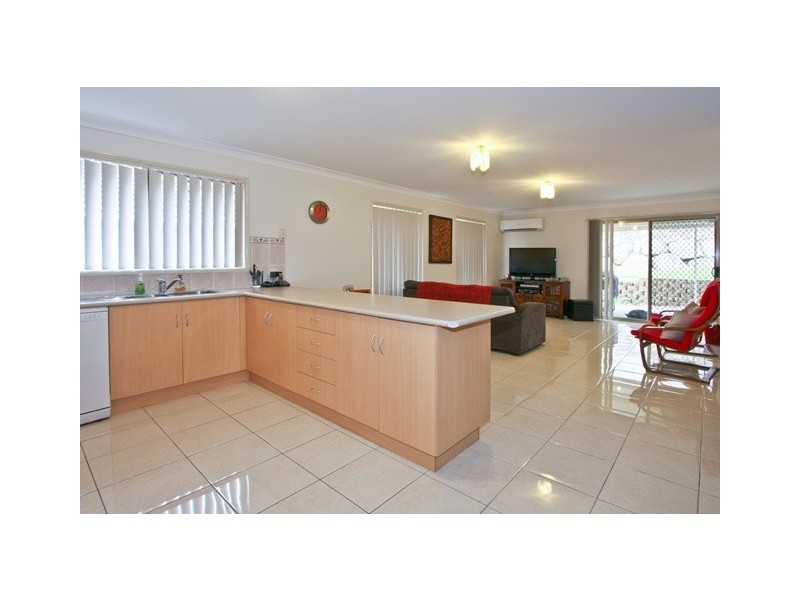 42 Mossman Parade, Waterford QLD 4133