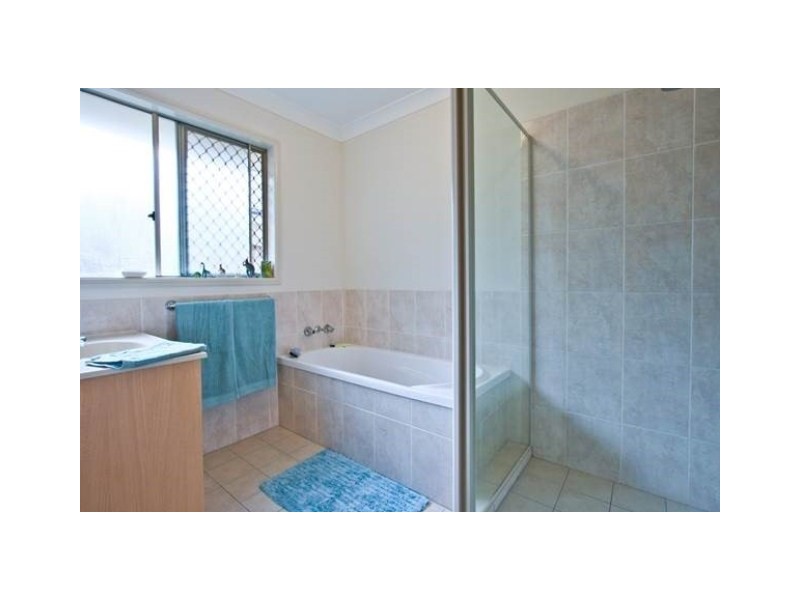 42 Mossman Parade, Waterford QLD 4133