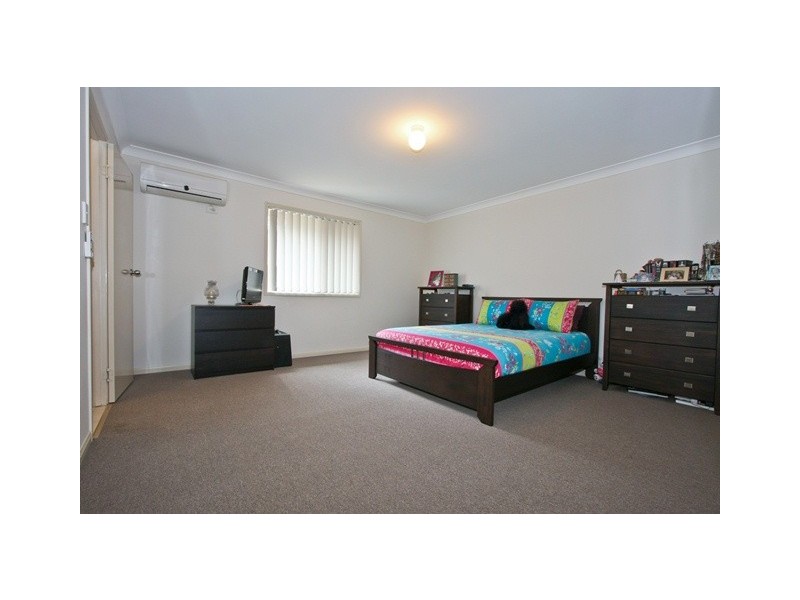 42 Mossman Parade, Waterford QLD 4133