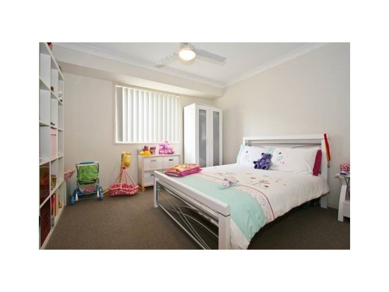 42 Mossman Parade, Waterford QLD 4133