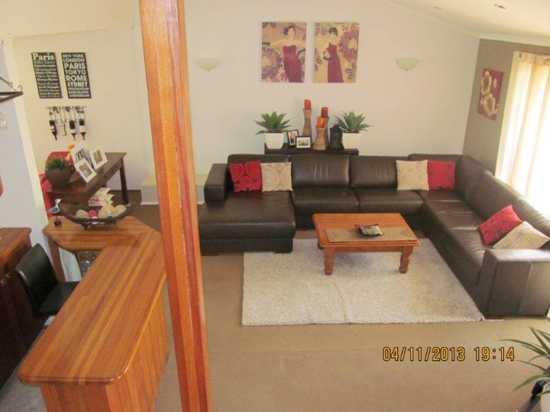 2 Anna Louise, Windaroo QLD 4207