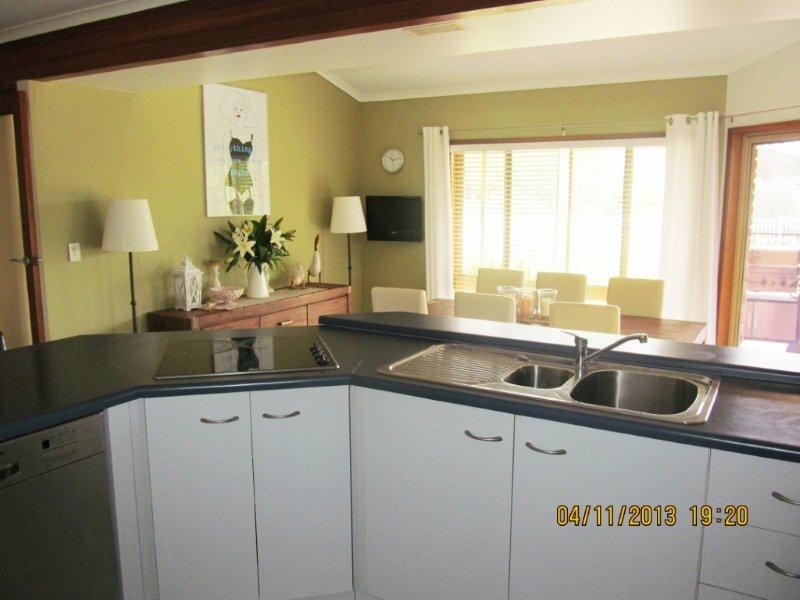 2 Anna Louise, Windaroo QLD 4207