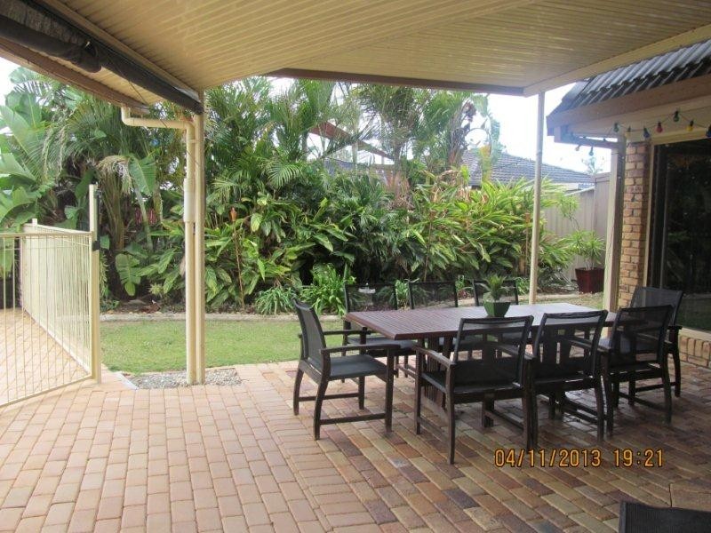 2 Anna Louise, Windaroo QLD 4207