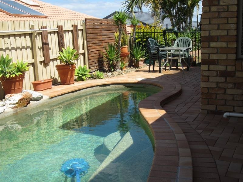 17 Lucy Dr, Edens Landing QLD 4207