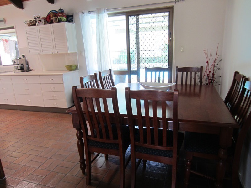 6 Farrow St, Daisy Hill QLD 4127