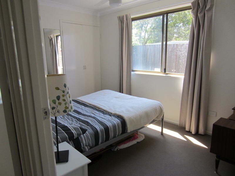 6 Farrow St, Daisy Hill QLD 4127