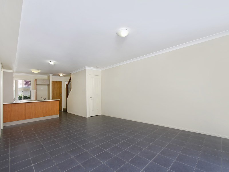 19/154 River Hills Rd, Eagleby QLD 4207