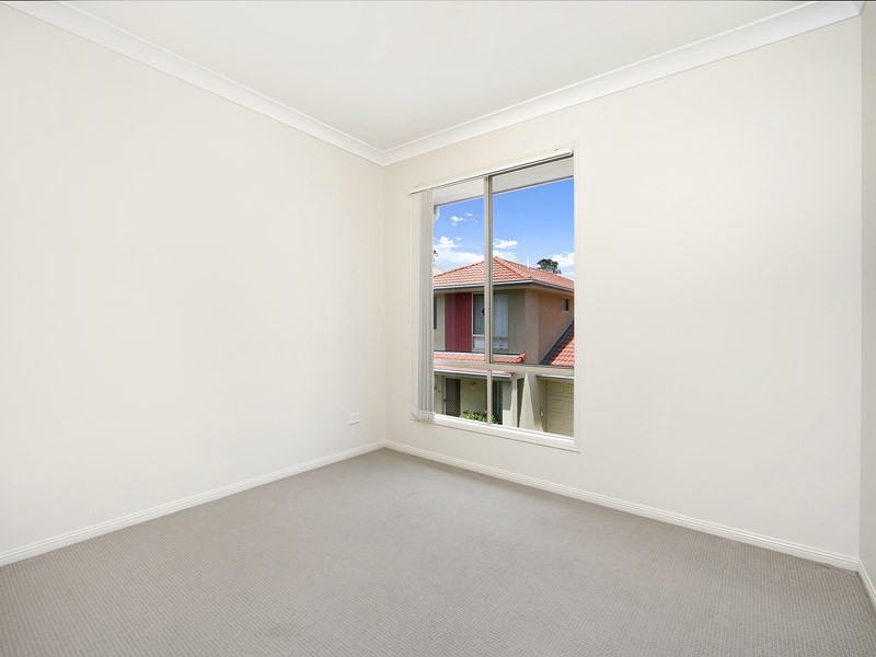 19/154 River Hills Rd, Eagleby QLD 4207