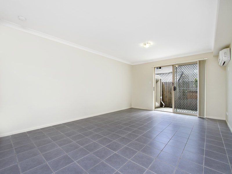 19/154 River Hills Rd, Eagleby QLD 4207