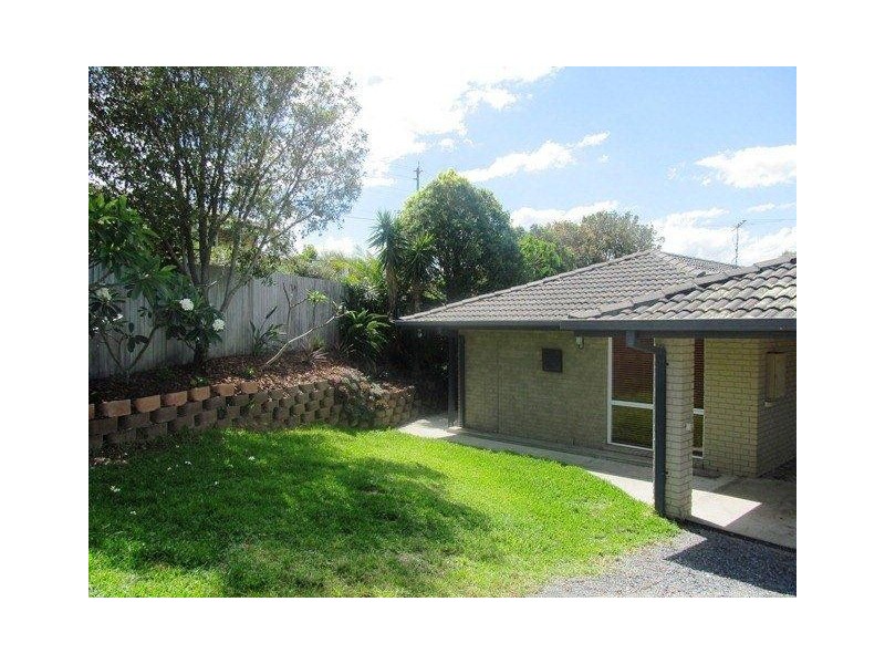 3 Lotz Place, Edens Landing QLD 4207