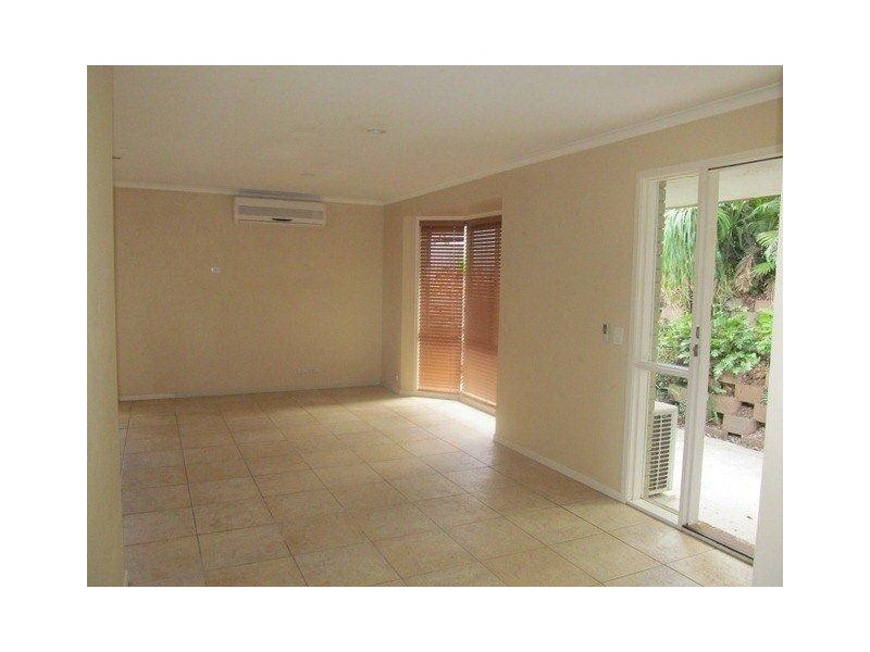 3 Lotz Place, Edens Landing QLD 4207