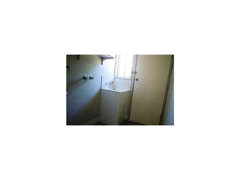 65 Rogers Ave, Beenleigh QLD 4207