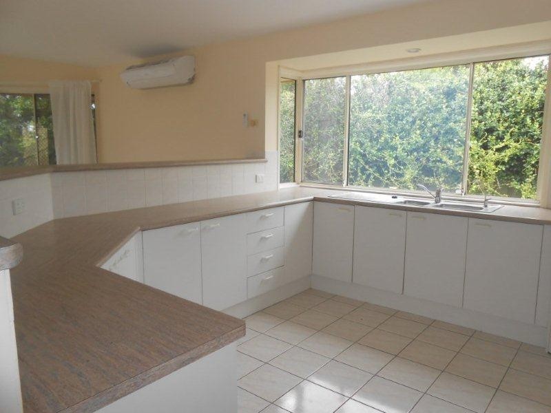 32 Wantana St, Edens Landing QLD 4207
