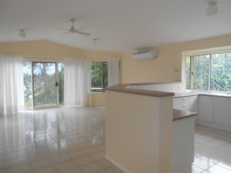 32 Wantana St, Edens Landing QLD 4207