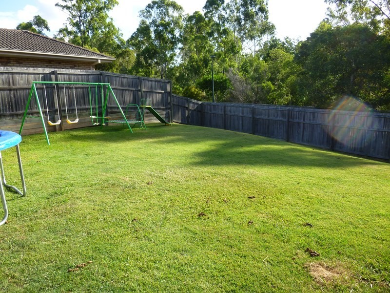 36 Holliday Drive, Edens Landing QLD 4207