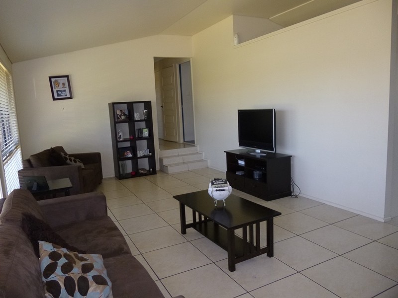 16 Honeyman St, Mount Warren Park QLD 4207
