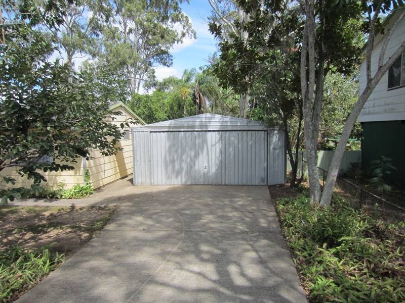 4 Schmidt Rd, Eagleby QLD 4207