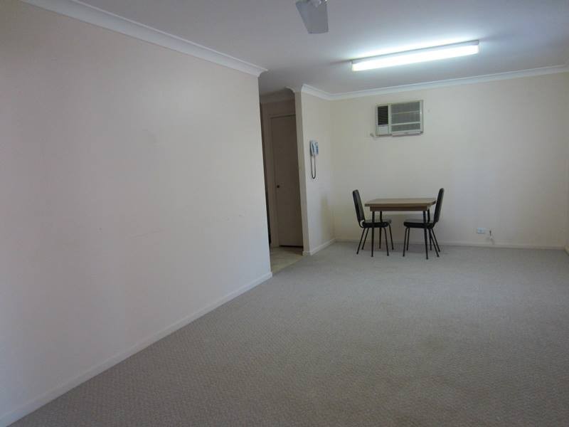 4 Schmidt Rd, Eagleby QLD 4207