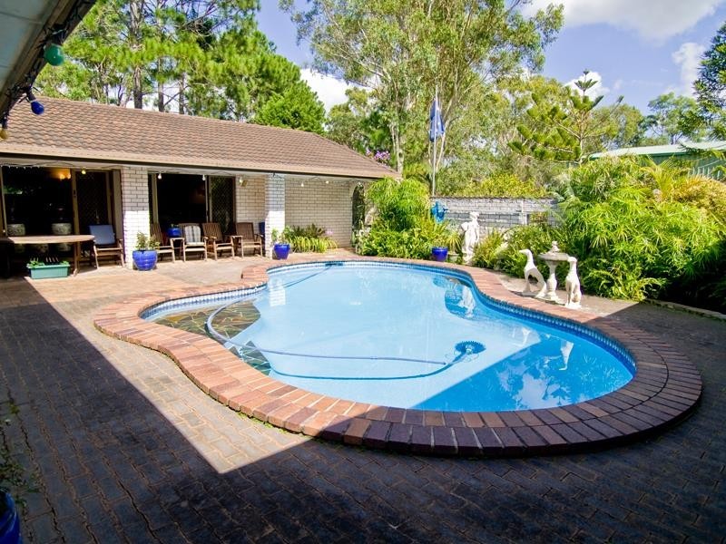 229 Teviot Rd, Carbrook QLD 4130