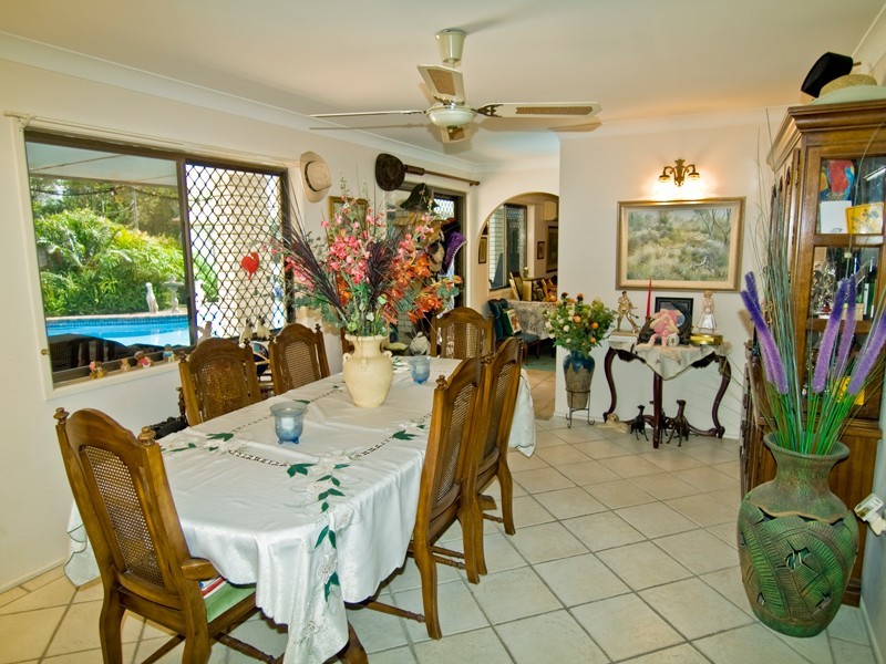 229 Teviot Rd, Carbrook QLD 4130