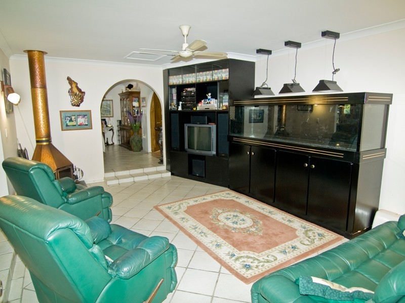 229 Teviot Rd, Carbrook QLD 4130