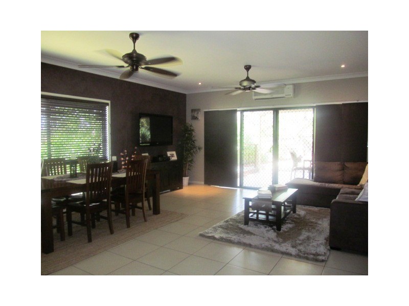 7 Dalrymple Close, Waterford QLD 4133