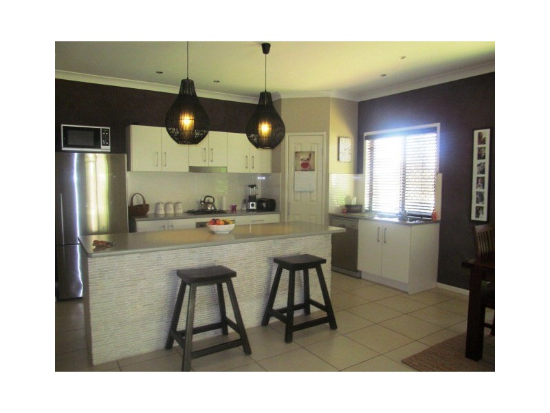 7 Dalrymple Close, Waterford QLD 4133