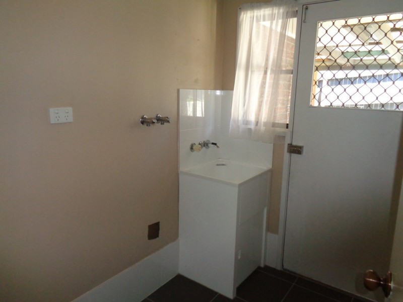 12a Avonmore St, Edens Landing QLD 4207