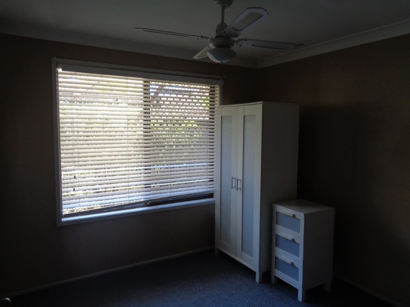 12a Avonmore St, Edens Landing QLD 4207
