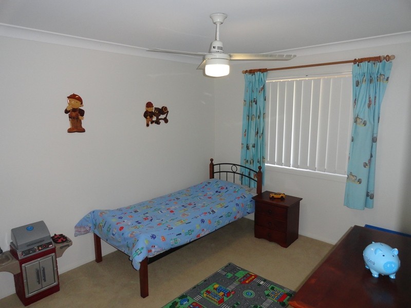22 Skyline Cct, Windaroo QLD 4207