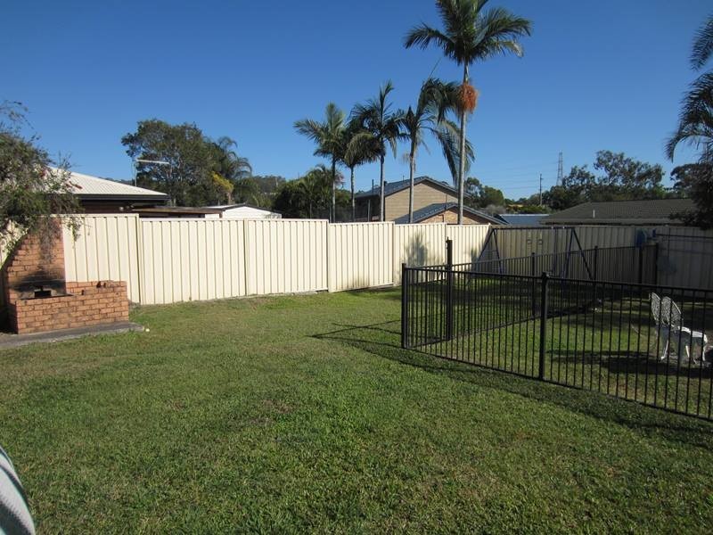 23 Rochester Drive, Mount Warren Park QLD 4207