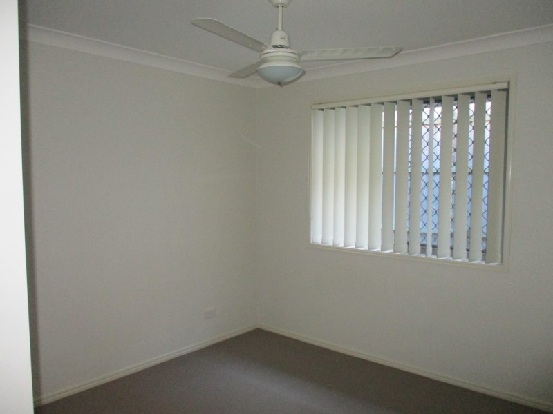 33 Woodlands Blvd, Waterford QLD 4133