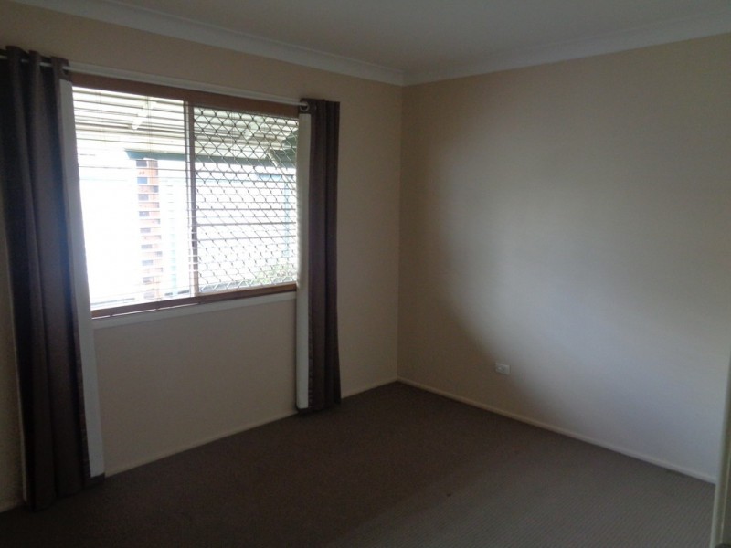 17 Carlyon St, Mount Warren Park QLD 4207