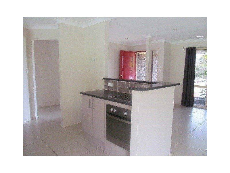 37 Stoten St, Eagleby QLD 4207