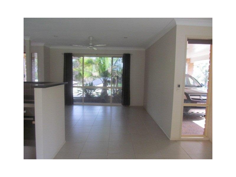 37 Stoten St, Eagleby QLD 4207