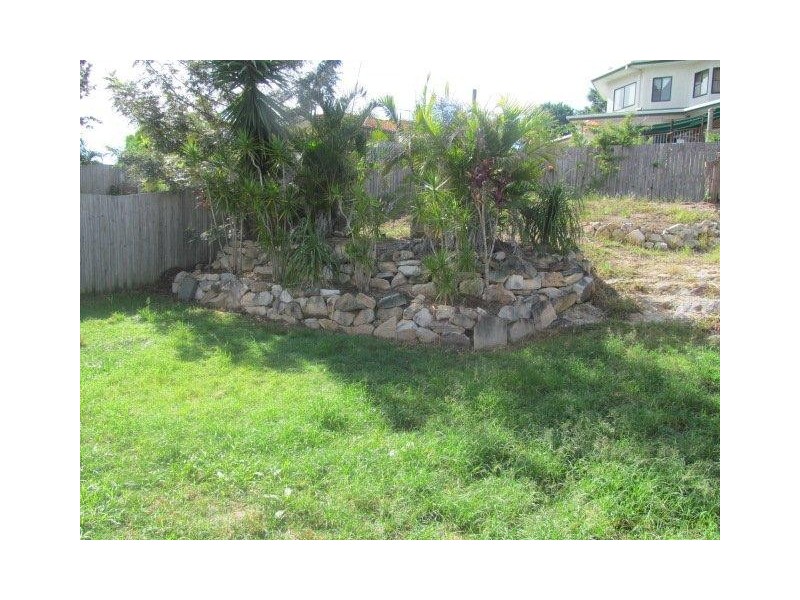 37 Stoten St, Eagleby QLD 4207