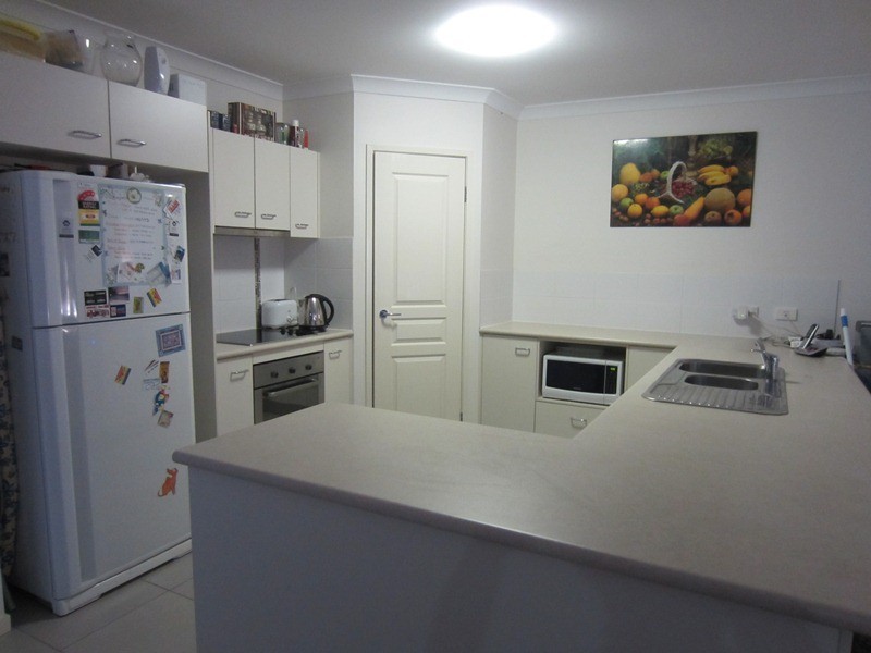 12 Carnarvon Cres, Waterford QLD 4133