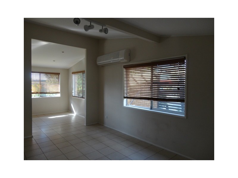 47 Rochester Dve, Mount Warren Park QLD 4207