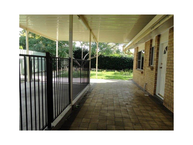 47 Rochester Dve, Mount Warren Park QLD 4207