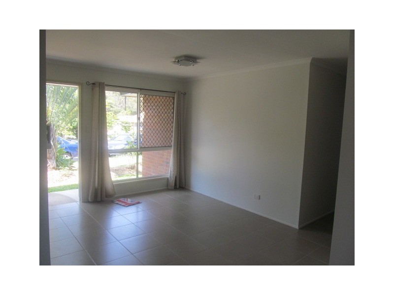 6 Pearce Court, Eagleby QLD 4207