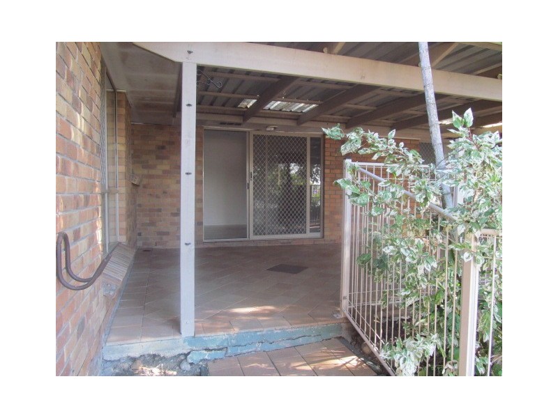 3 Clayton Drive, Edens Landing QLD 4207