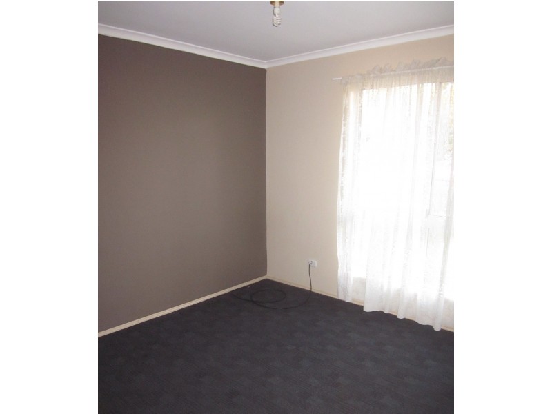 8 Lomic Crt, Eagleby QLD 4207