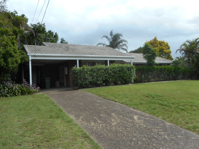 3 Lintrose Crt, Edens Landing QLD 4207